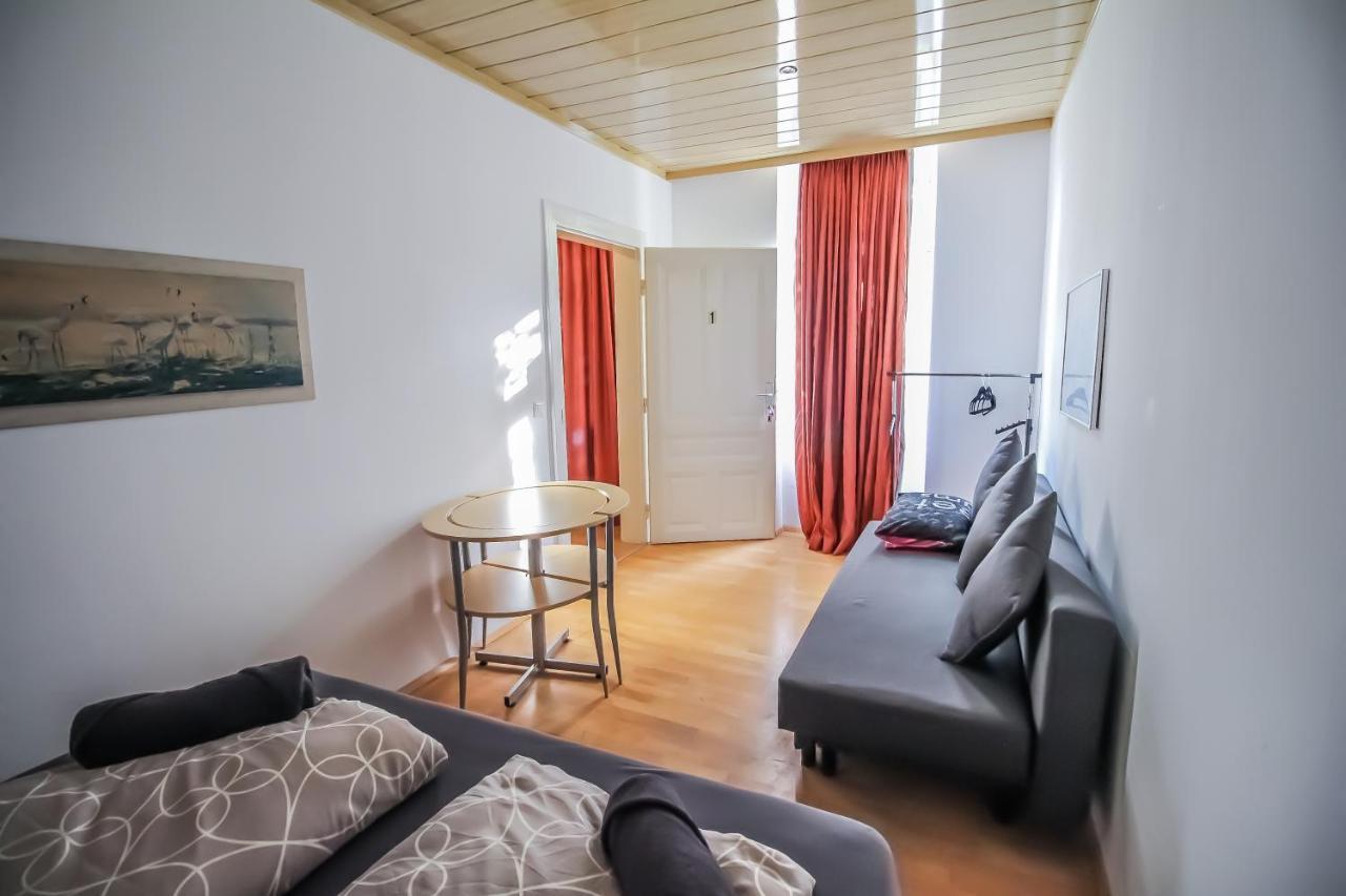 Private Room In Shared Apartment Pr6 Vídeň Exteriér fotografie