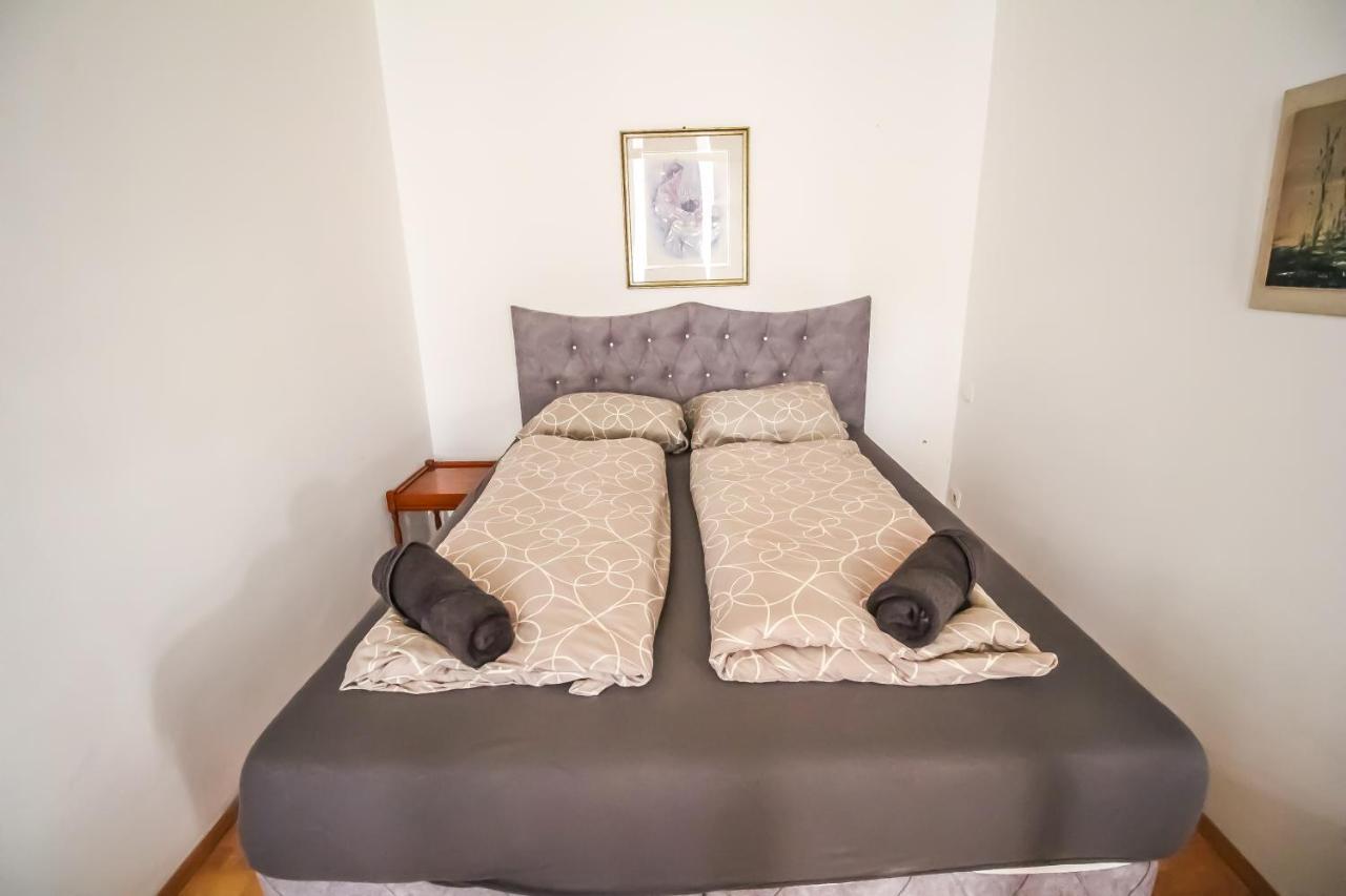 Private Room In Shared Apartment Pr6 Vídeň Exteriér fotografie